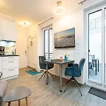 Apartament Quartier 7 App 12 *